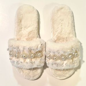 Ivory Fuzzy Bridal Slippers with Tulle & Pearls